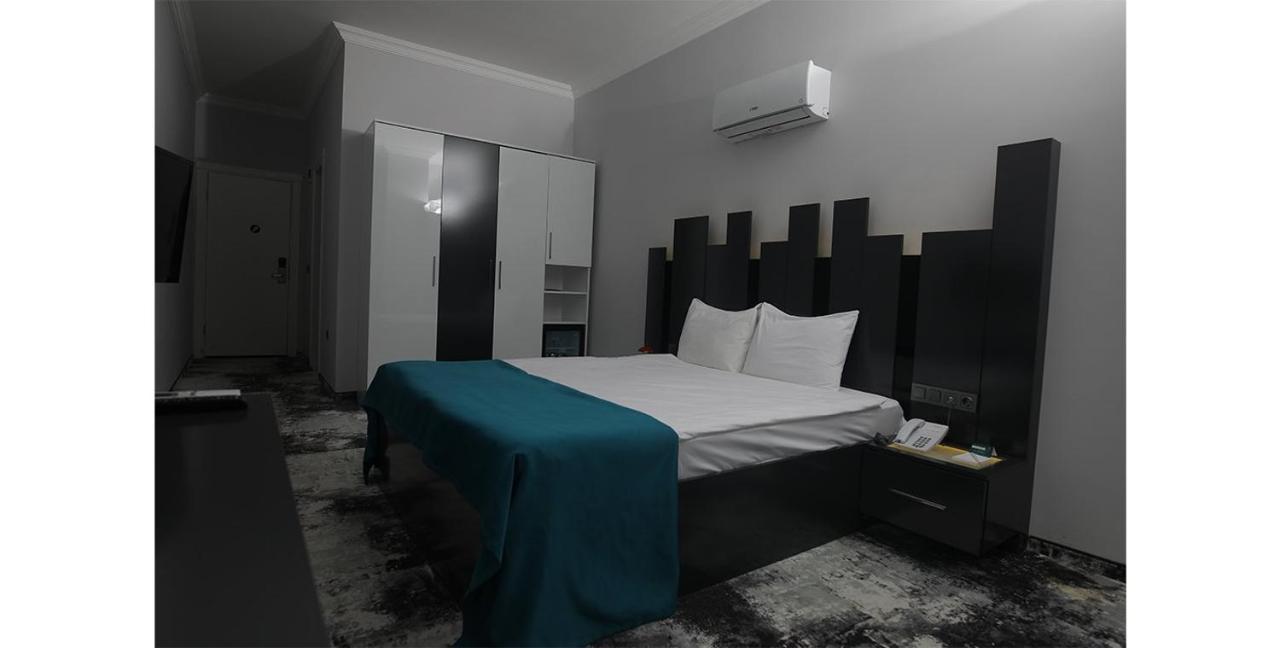 Plaza Hotel Измир Екстериор снимка